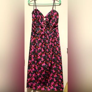 Socialite keyhole floral midi dress NWT